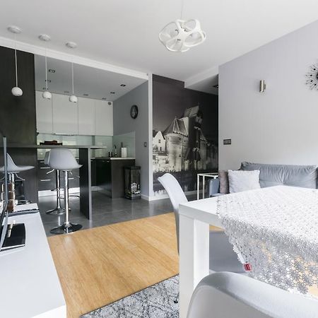 Pohulanka Luxury Apartment กดัญสก์ ภายนอก รูปภาพ